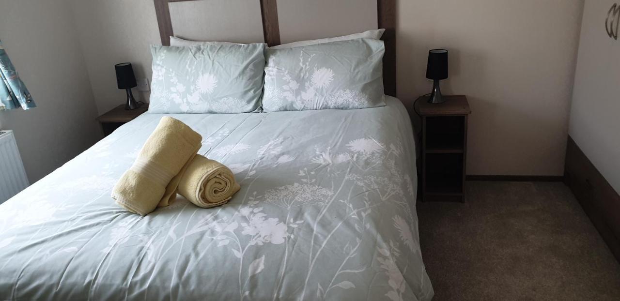 Lakeside Cotswold Holiday Home Cirencester Ngoại thất bức ảnh