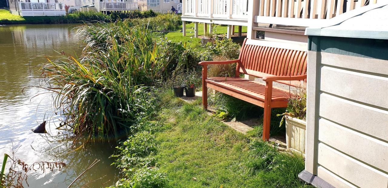 Lakeside Cotswold Holiday Home Cirencester Ngoại thất bức ảnh