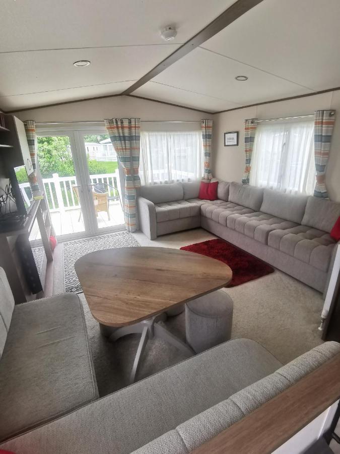 Lakeside Cotswold Holiday Home Cirencester Ngoại thất bức ảnh