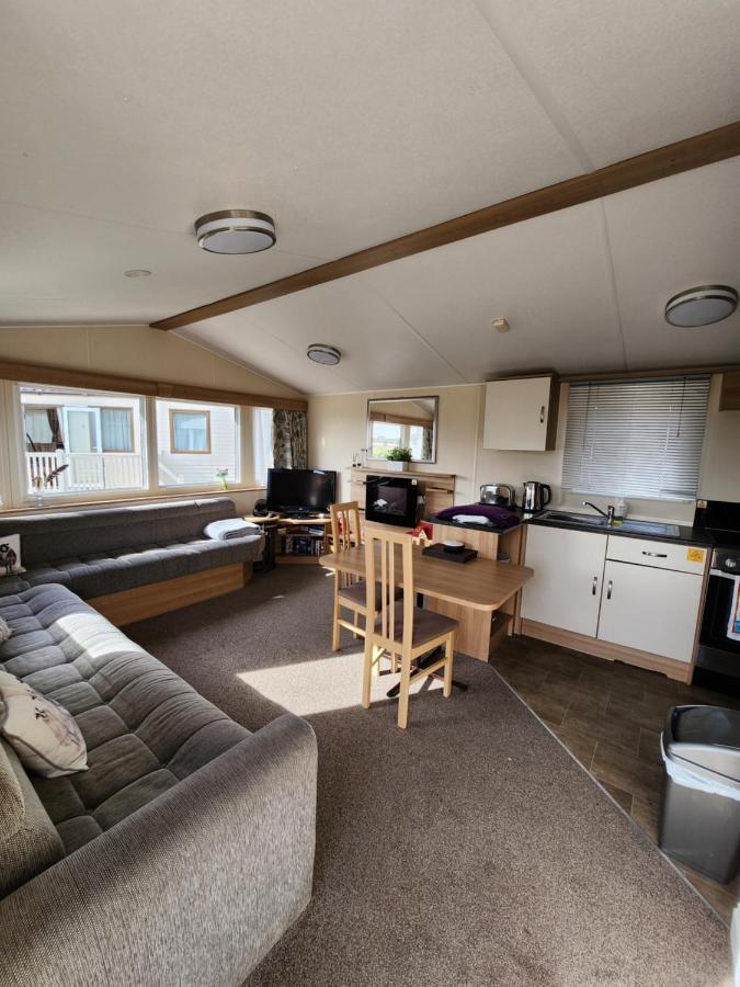 Lakeside Cotswold Holiday Home Cirencester Ngoại thất bức ảnh