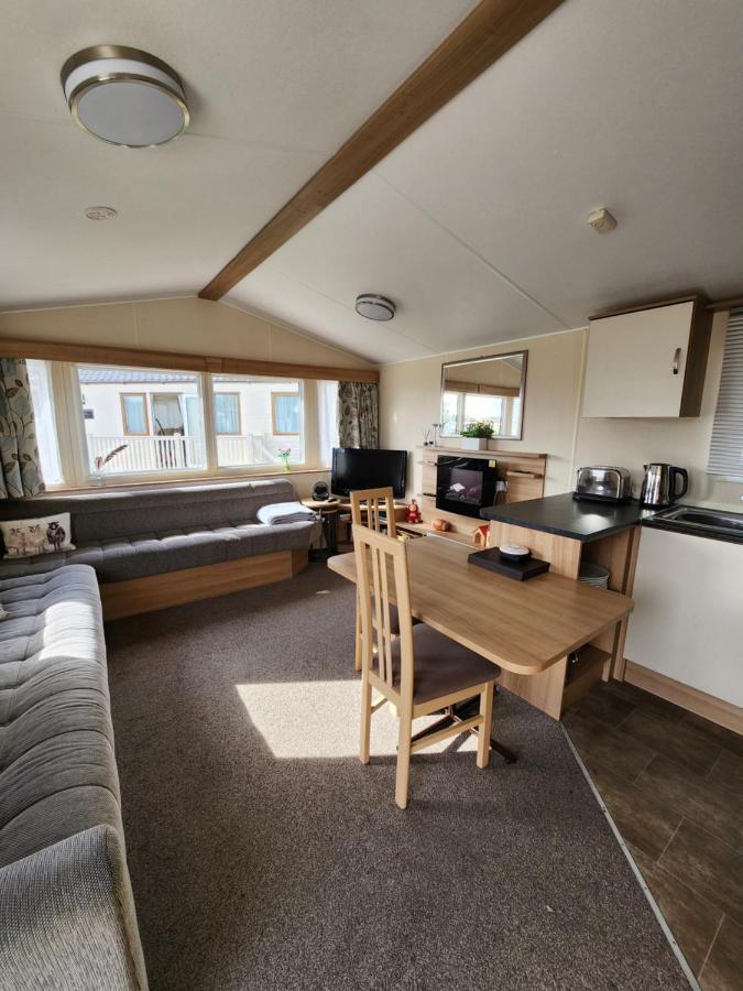 Lakeside Cotswold Holiday Home Cirencester Ngoại thất bức ảnh