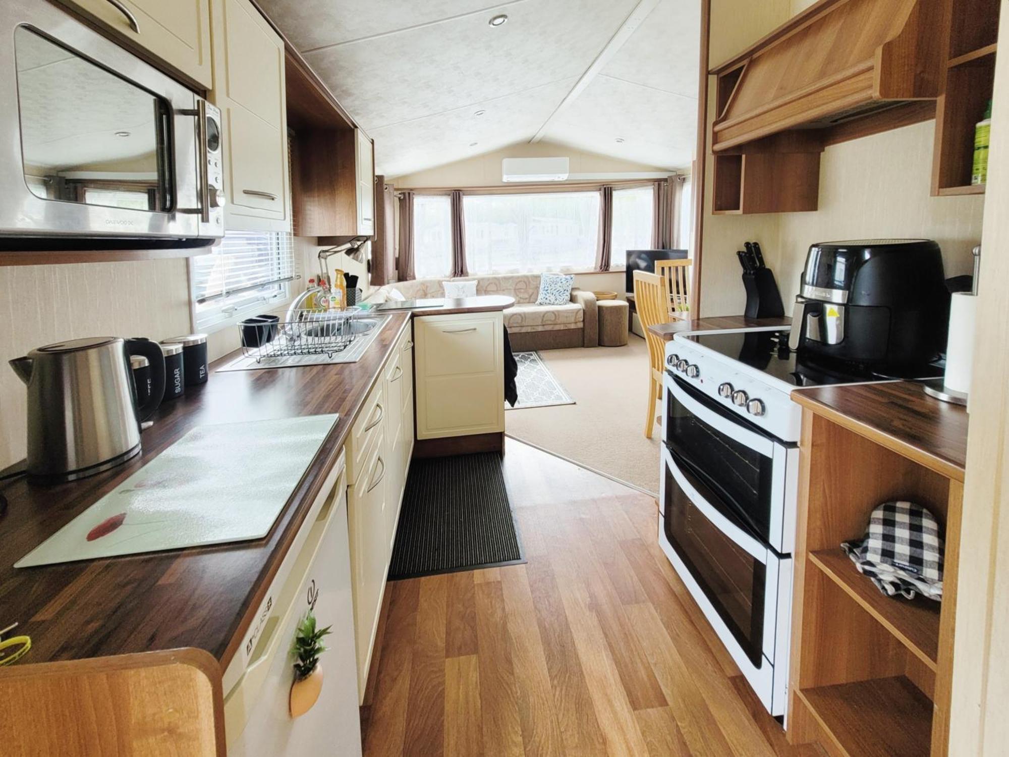 Lakeside Cotswold Holiday Home Cirencester Ngoại thất bức ảnh