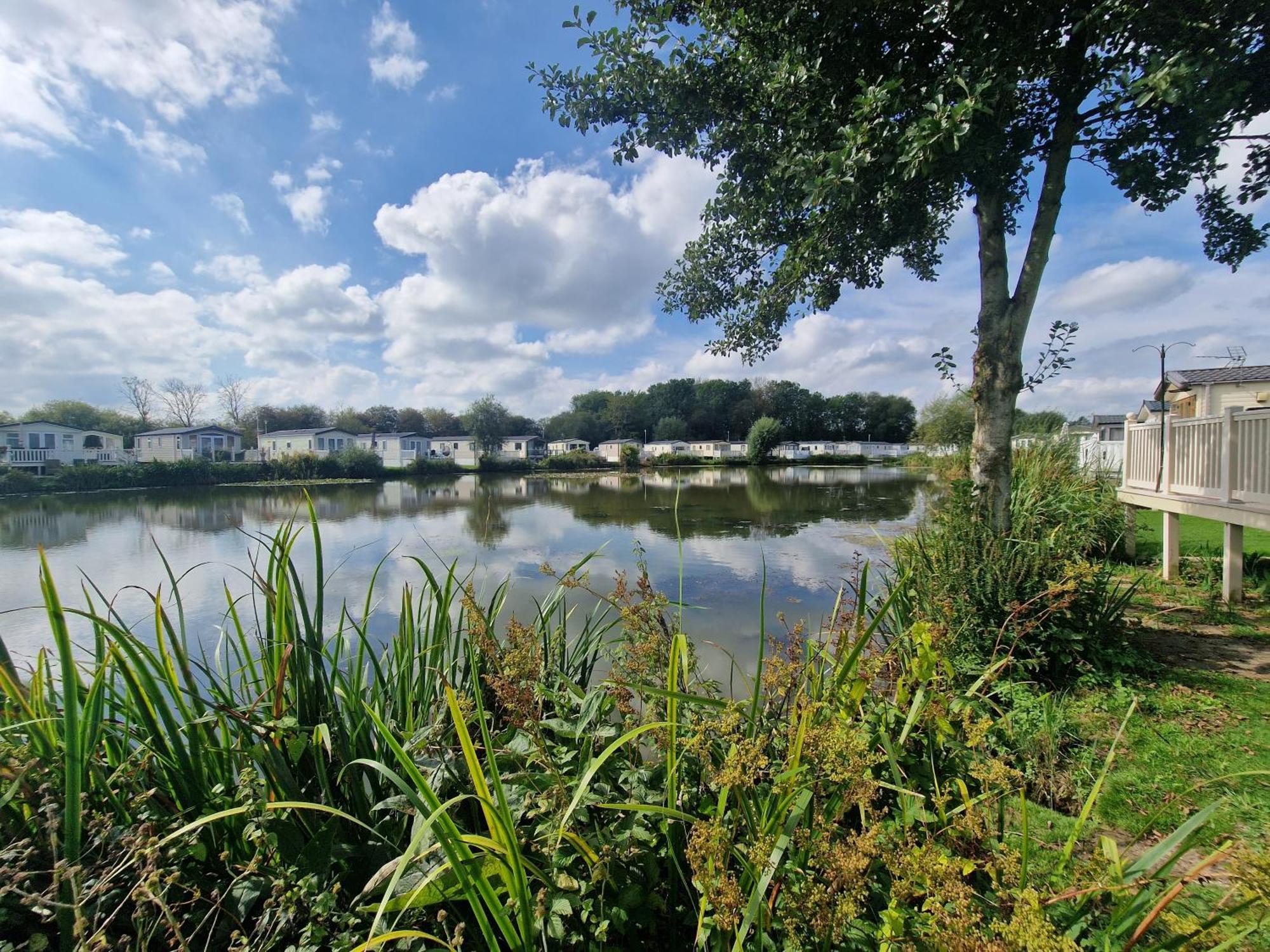 Lakeside Cotswold Holiday Home Cirencester Ngoại thất bức ảnh