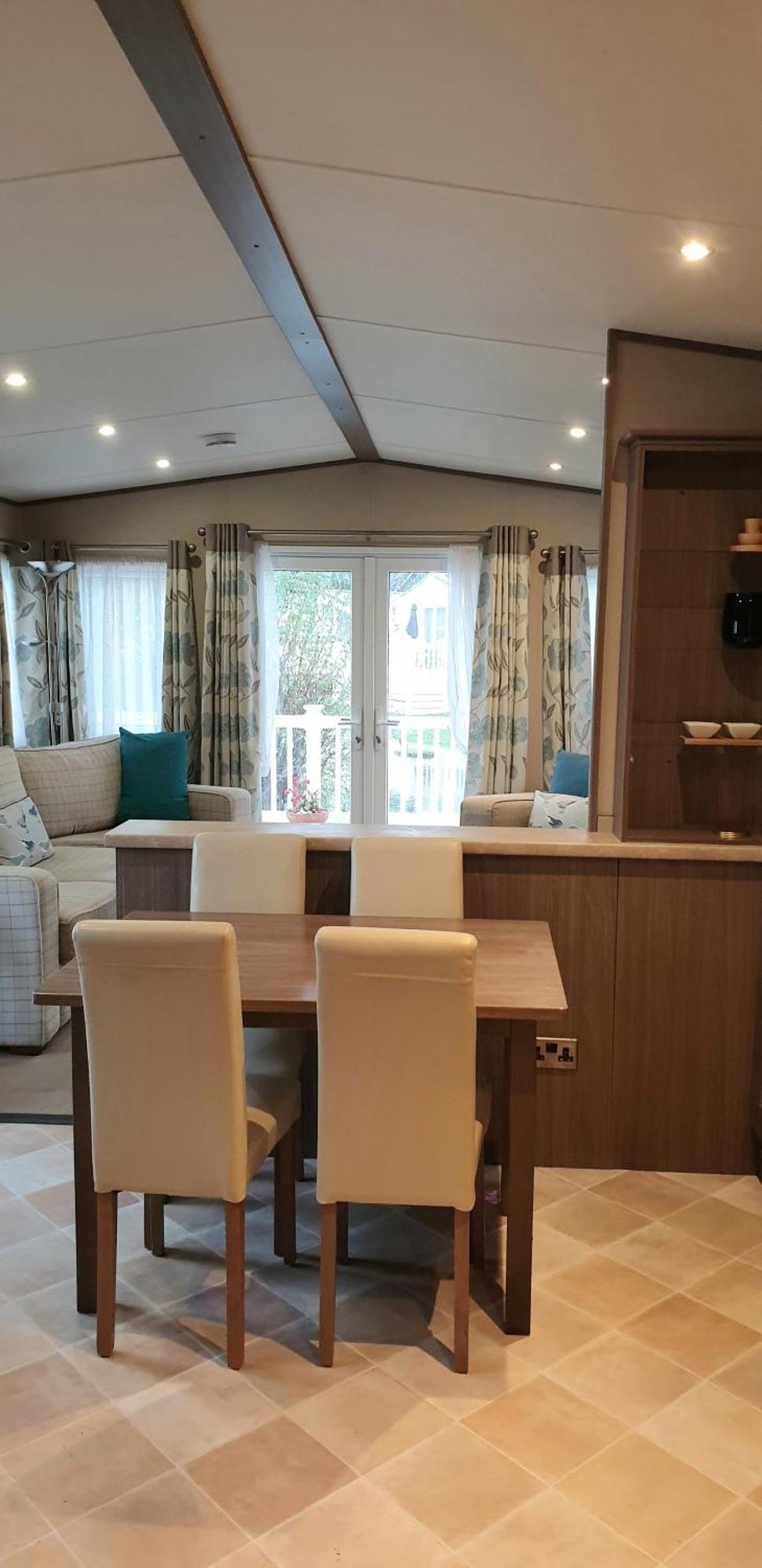 Lakeside Cotswold Holiday Home Cirencester Phòng bức ảnh
