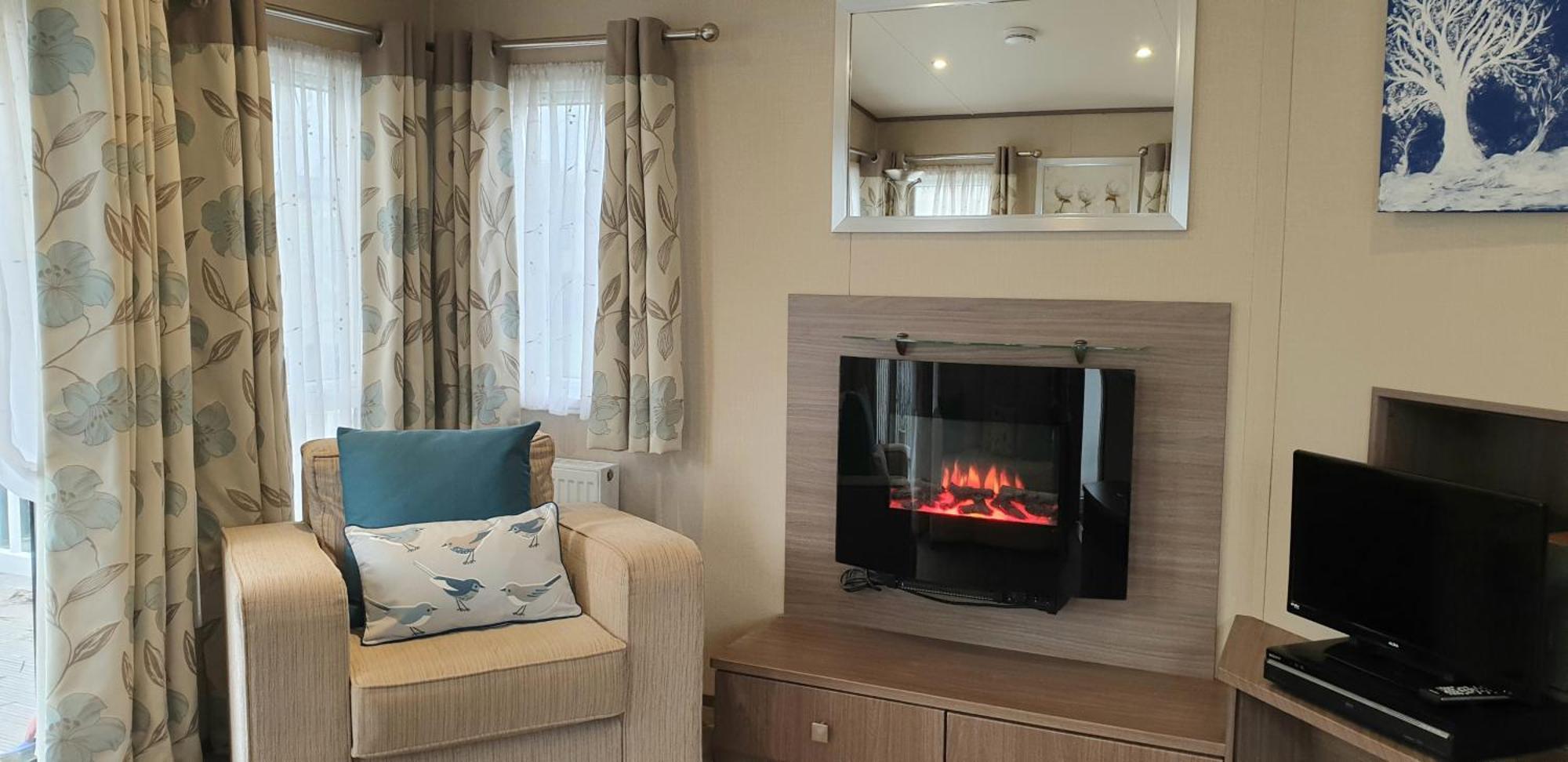 Lakeside Cotswold Holiday Home Cirencester Phòng bức ảnh