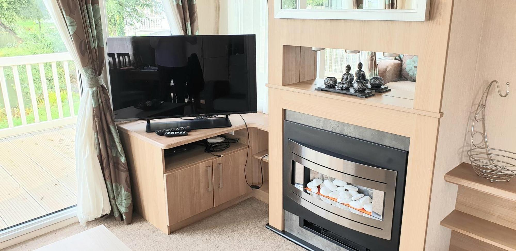 Lakeside Cotswold Holiday Home Cirencester Phòng bức ảnh